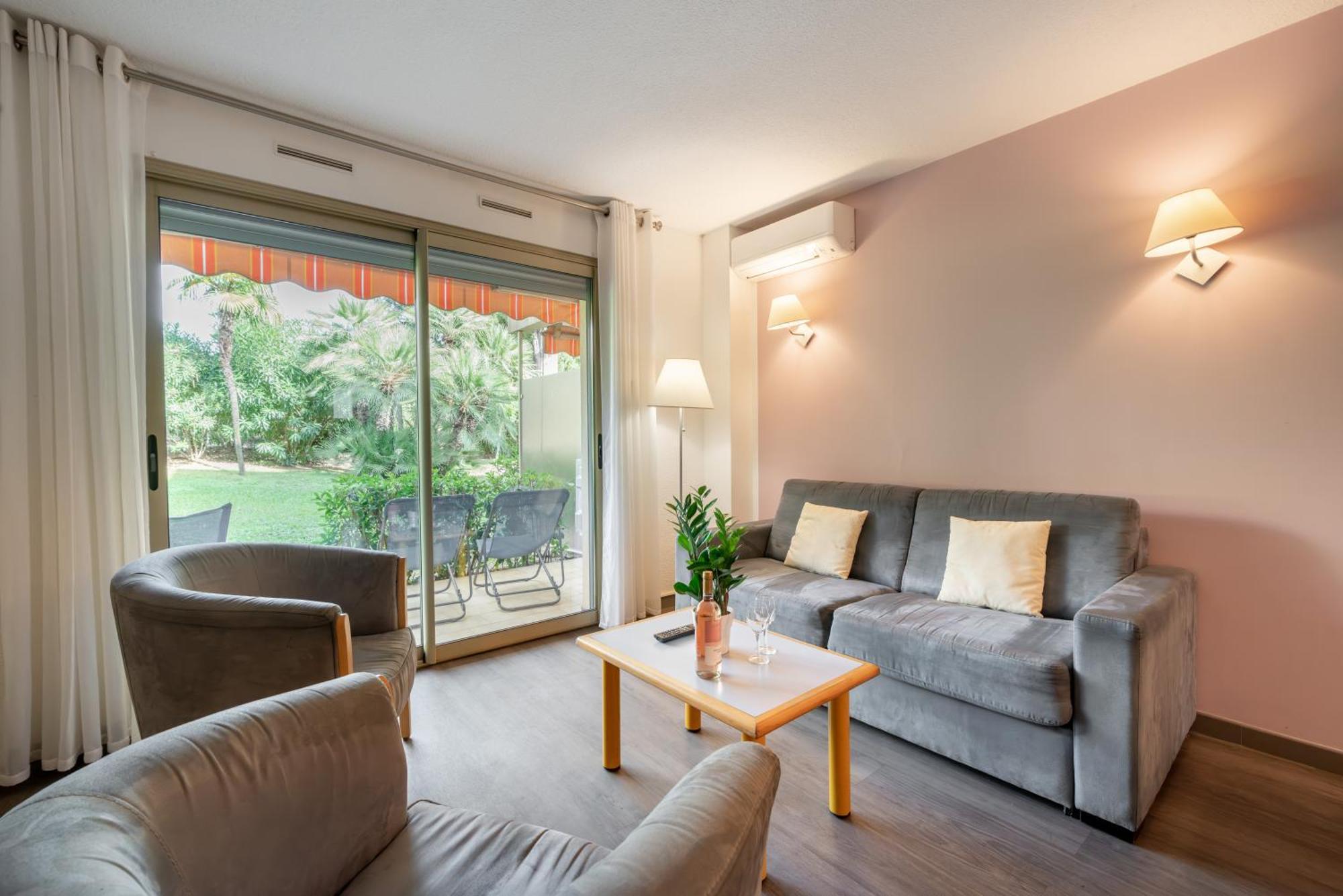 Les 15 Pins & La Mer -Your Green Getaway Near Sea & Beach Antibes Extérieur photo