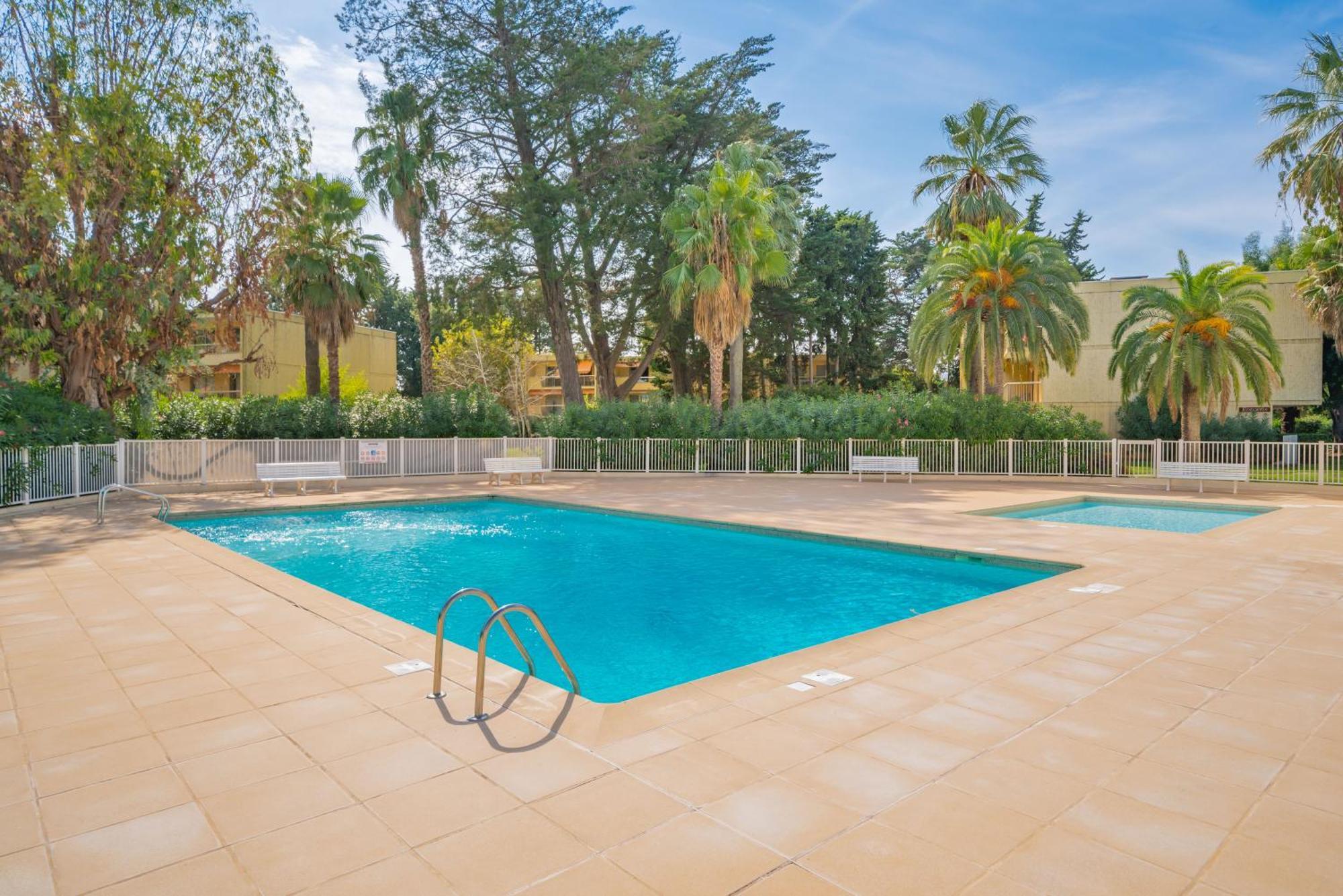 Les 15 Pins & La Mer -Your Green Getaway Near Sea & Beach Antibes Extérieur photo