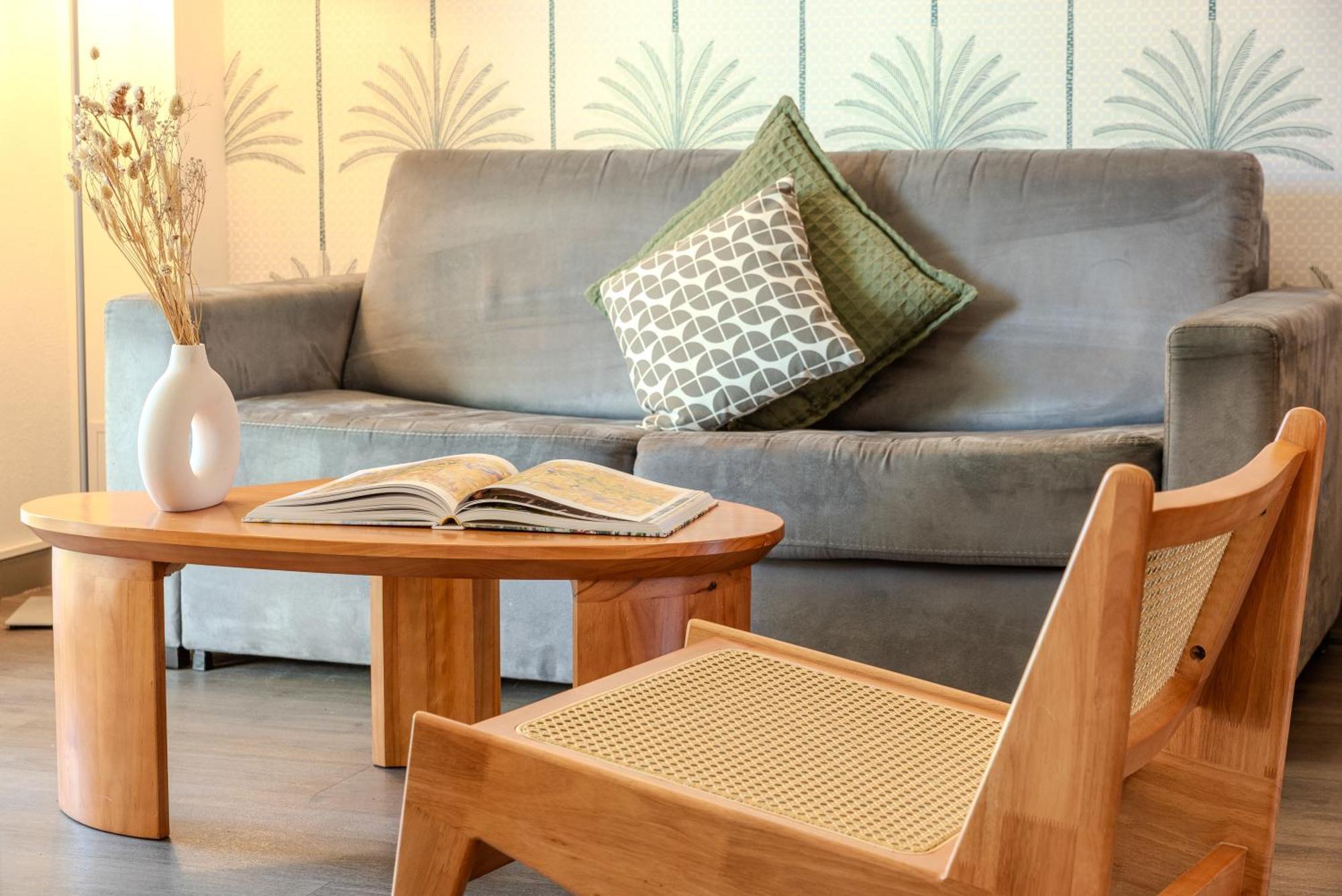 Les 15 Pins & La Mer -Your Green Getaway Near Sea & Beach Antibes Extérieur photo