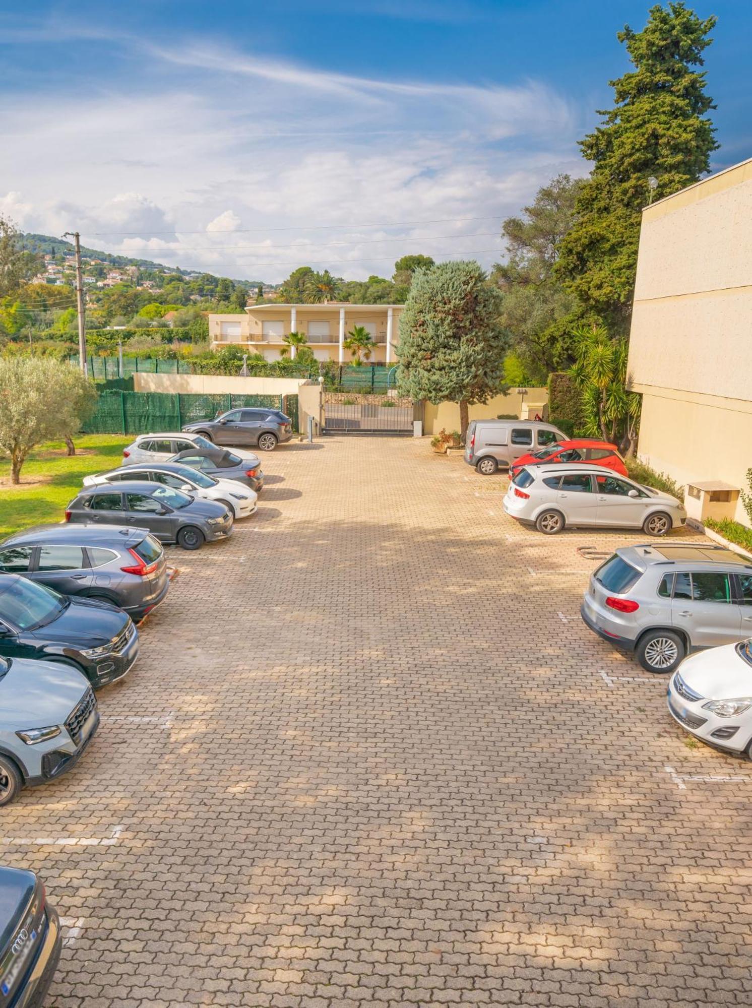 Les 15 Pins & La Mer -Your Green Getaway Near Sea & Beach Antibes Extérieur photo